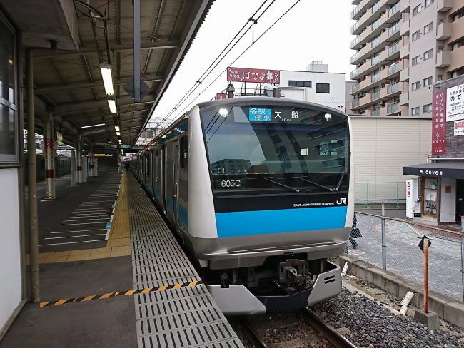 Jr東日本 女性専用車編成 中づりジャック 路線セット 電車広告 Com 電車広告ドットコム 日本最大級の電車広告検索サイト 電車広告の情報満載